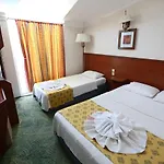 فندق Paradise 3*