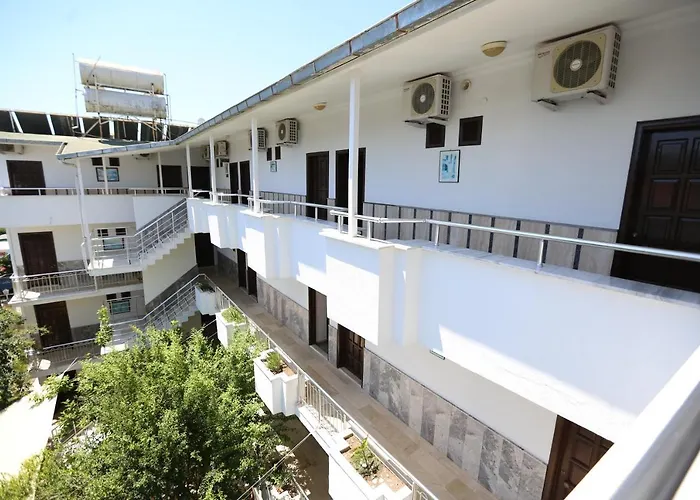 Paradise Ξενοδοχείο