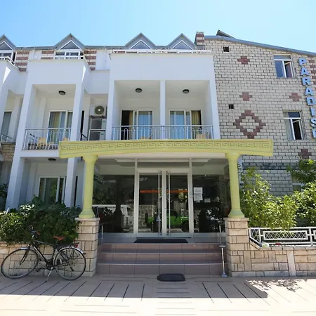 Paradise 호텔 케메르