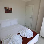 Paradise Hotel 3*